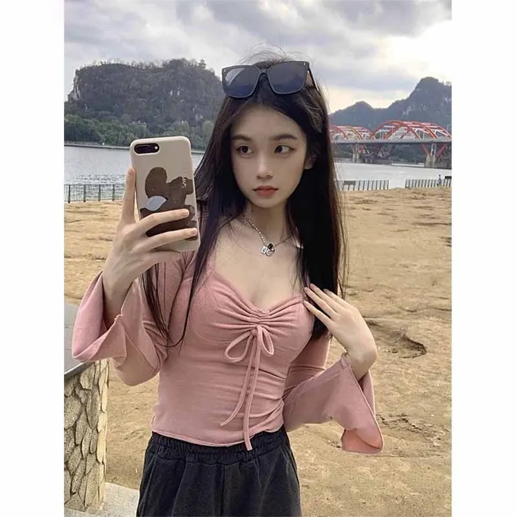 胖mm大码女装春秋季新款纯欲风辣妹长袖t恤设计感小众上衣服ins潮