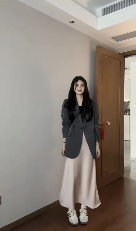 西装外套女2025早春秋季oversize宽松休闲显瘦廓形chic小西服