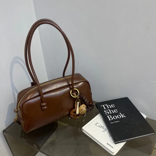 时髦轻奢保龄球包单肩包腋下包斜挎包大容量包包简约休闲5033