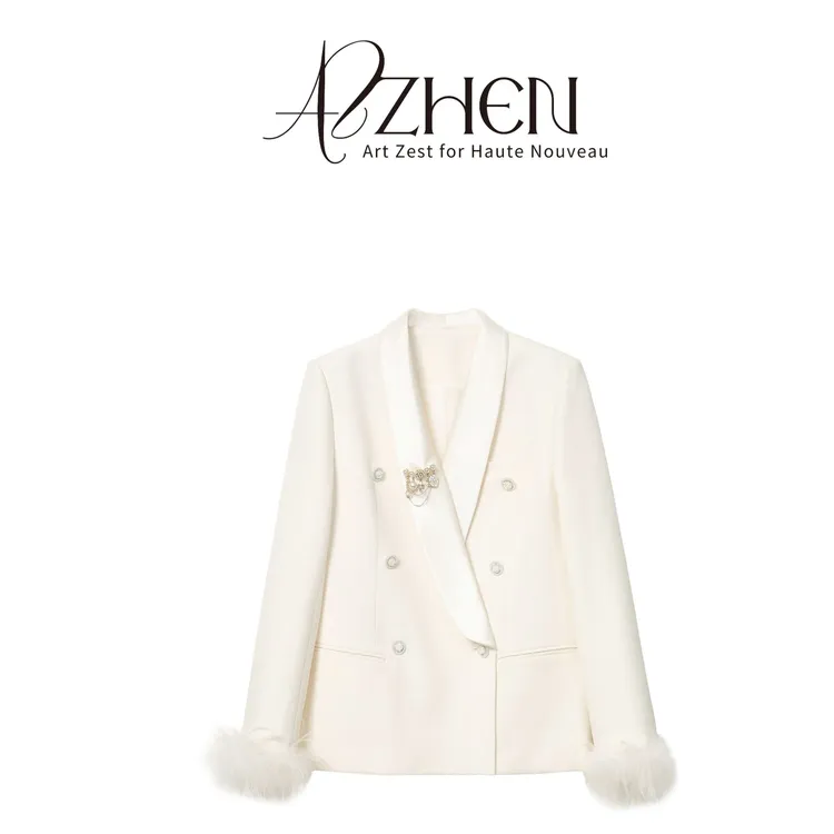 AZZHEN【赫拉小姐】 精致感拼接羊毛双排钻扣鸵鸟毛西装AZ4ISE10-00