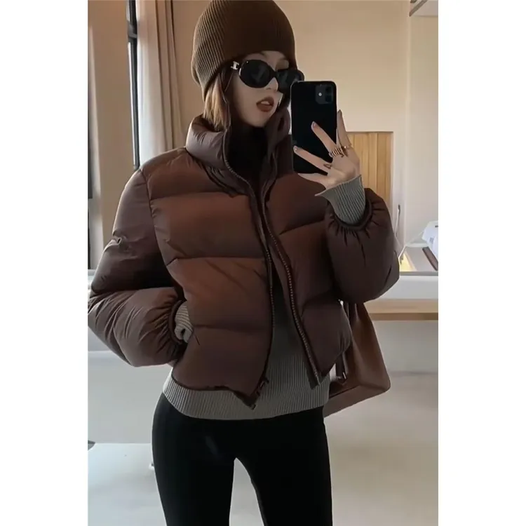 白鸭绒羽绒服女短款冬季2025新款小个子宽松加厚肯豆风面包服外套