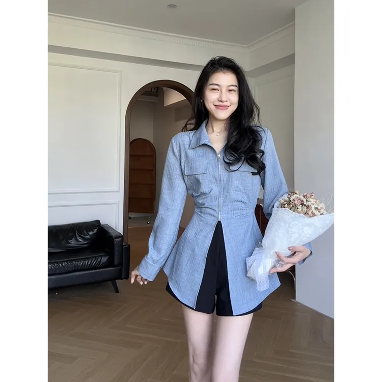 张阿星【小细腰】三色简约收腰遮肚衬衫+蚂蚁腰显瘦短裤 W424C10548