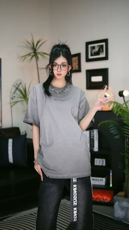 SunVibe做旧水洗磨破巴黎短袖T恤男透气夏季宽松休闲美式复古胶印