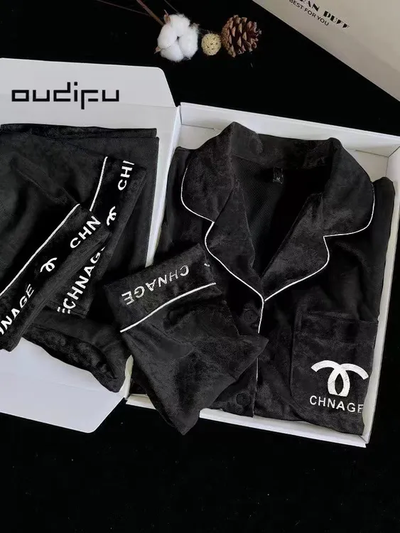 is情侣款黑色小香风睡衣女秋冬季金丝绒套装金钻绒高级感家居服