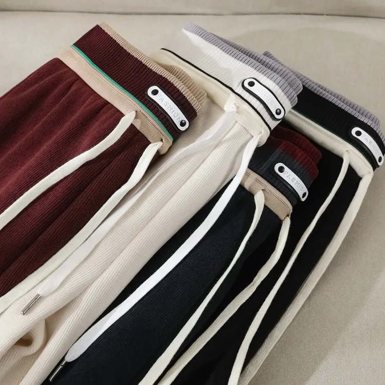 秋冬2025新款加绒窄版阔腿裤女直筒高腰显瘦百搭休闲裤子