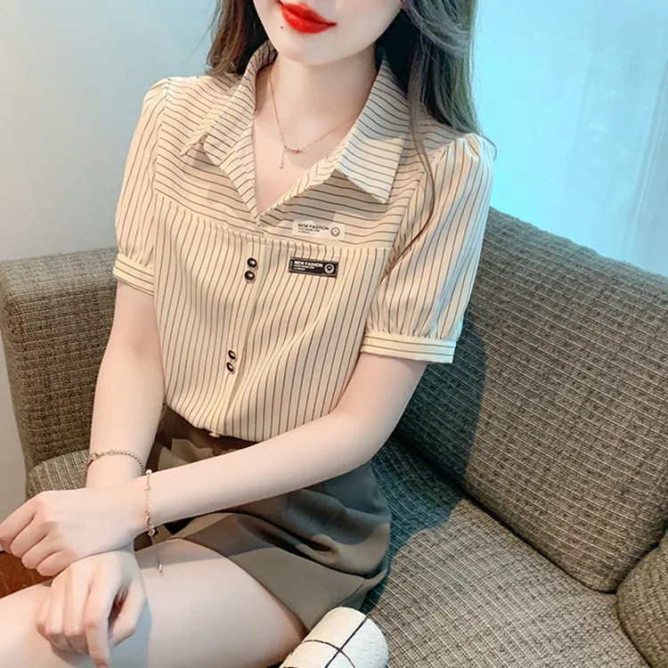 2025新款夏季洋气条纹短袖衬衫减龄设计感上衣女士polo领高档衬衣