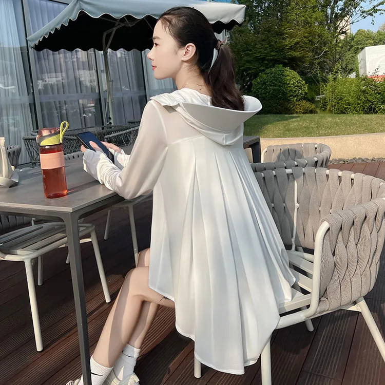 冰丝防晒衣女款夏季2023新款防紫外线透气宽松薄款外套燕尾防晒服