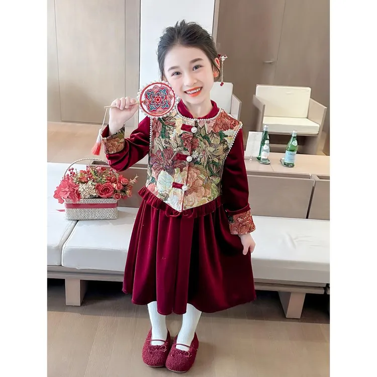 女童连衣裙秋冬款2024新款洋气儿童国风马甲套装女孩过年加绒裙子