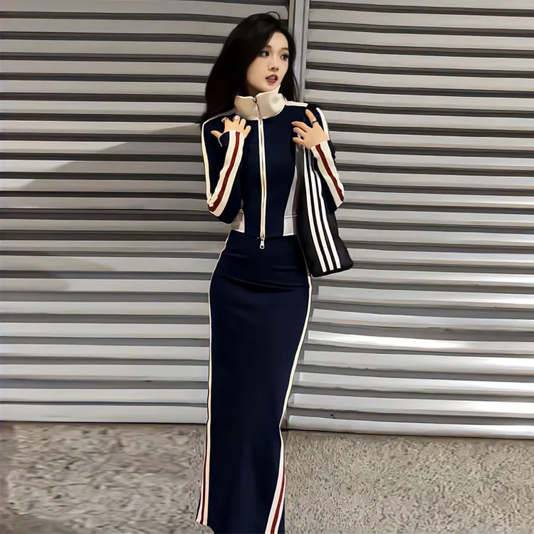 高级感蓝色时尚套装女秋冬加绒加绒时髦立领外套开叉半身裙两件套