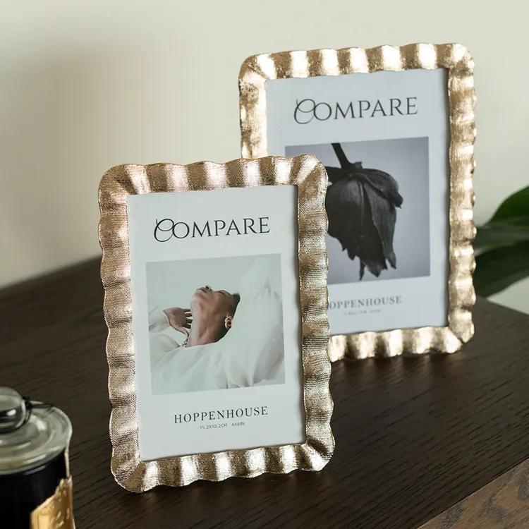 相框摆件横竖款摆台6寸7寸金属轻奢照片摆件高级感客厅卧室装饰品