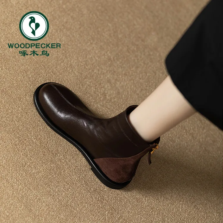 啄木鸟圆头马丁靴女2025秋冬新款加绒平底百搭瘦瘦靴柔软通勤短靴