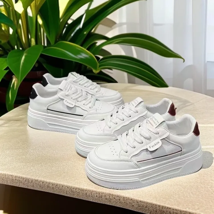 2024秋季新款流行网红爆款休闲百搭运动板鞋小个子增高厚底小白鞋