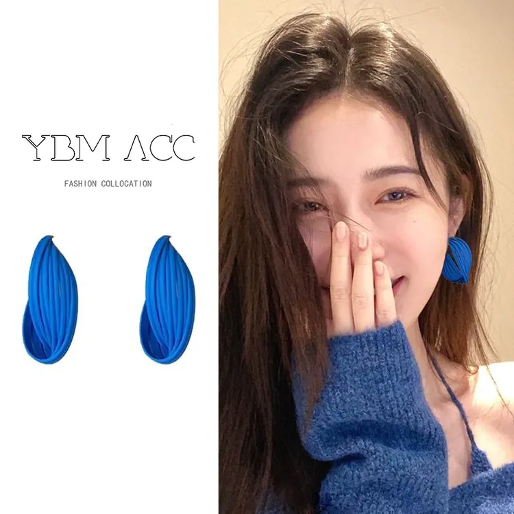 合金耳饰 法式蓝色耳环圈圈女2024爆款轻奢独特高级感精致百搭