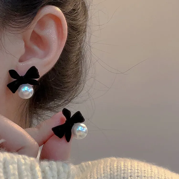 合金耳饰 黑色丝绒蝴蝶结耳钉女高级感小众设计耳环新款法式精致