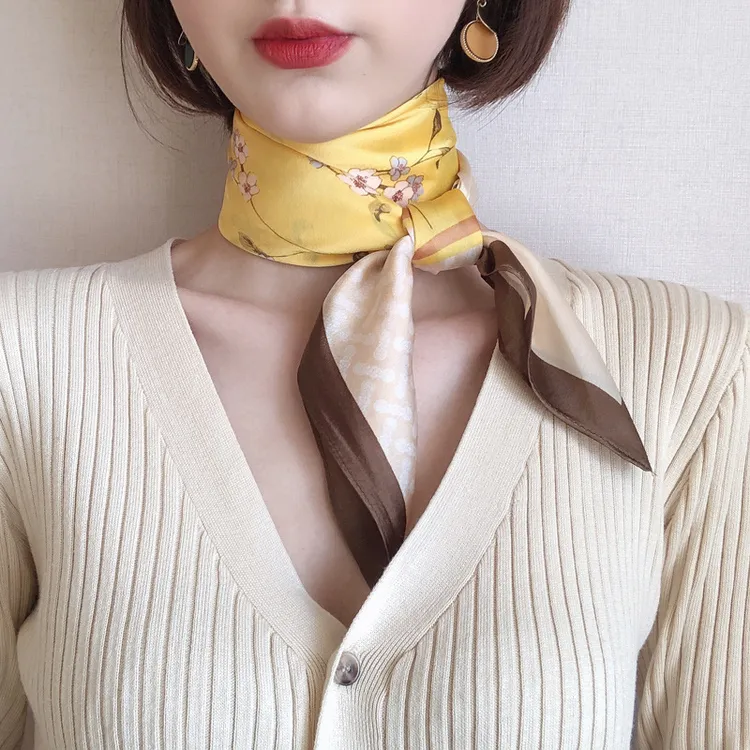 70x70丝巾小方巾高档丝绸送人礼品百搭围巾护颈椎保暖领巾韵味纱