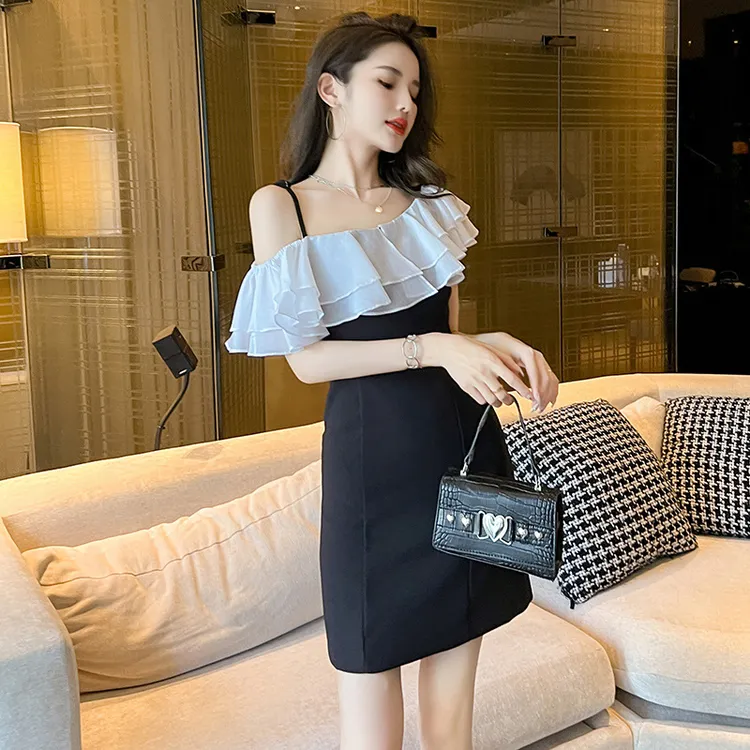 2023夏季新款女装纯欲风性感斜肩荷叶边包臀黑色露肩连衣裙10815