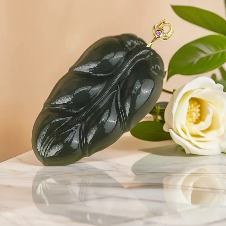 s925银扣头家大业大 天然和田玉叶子吊坠