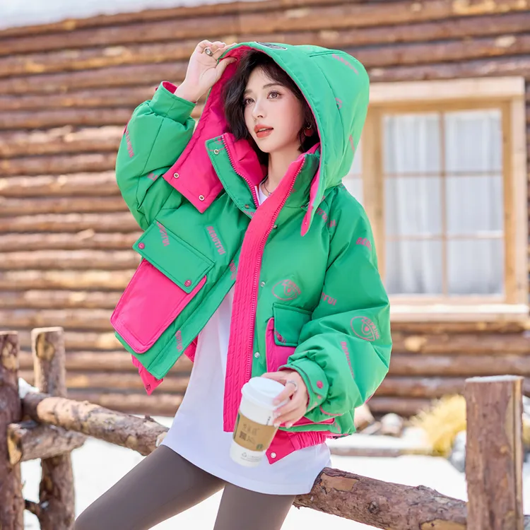 连帽短款羽绒服加厚拼接撞色外套女高级感超好看小个子百搭面包服