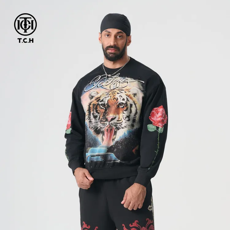 潮牌-T.C.H24春夏新款烫钻潮流时尚玫瑰花虎头圆领长袖T72A116066