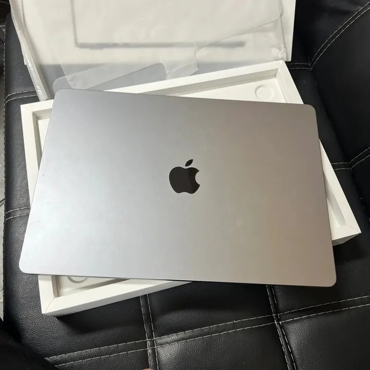 95新 Apple/苹果 笔记本电脑MacBookair超轻薄商务编程游戏追剧本