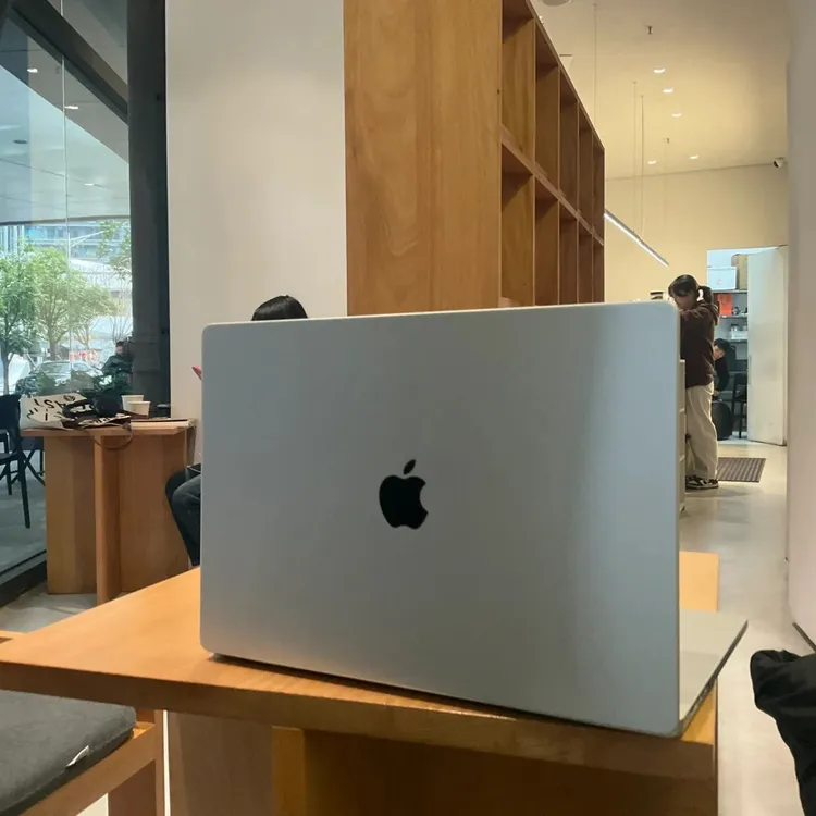 95新 Apple/苹果 超薄MacBookPro笔记本电脑办公剪辑大学生上网课