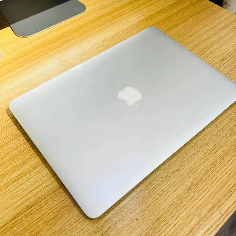 95新 Apple/苹果 超薄MacBook绘画设计办公手提游戏笔记本电脑air
