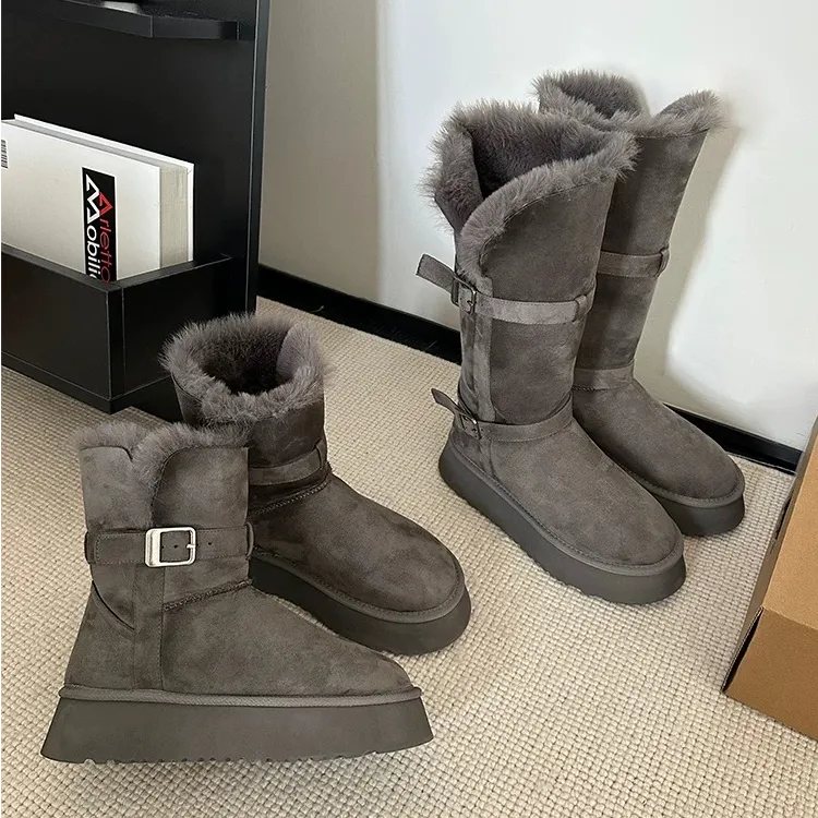灰色雪地靴两穿女款2024新款冬季绒毛厚底增高中筒加绒加厚保暖鞋