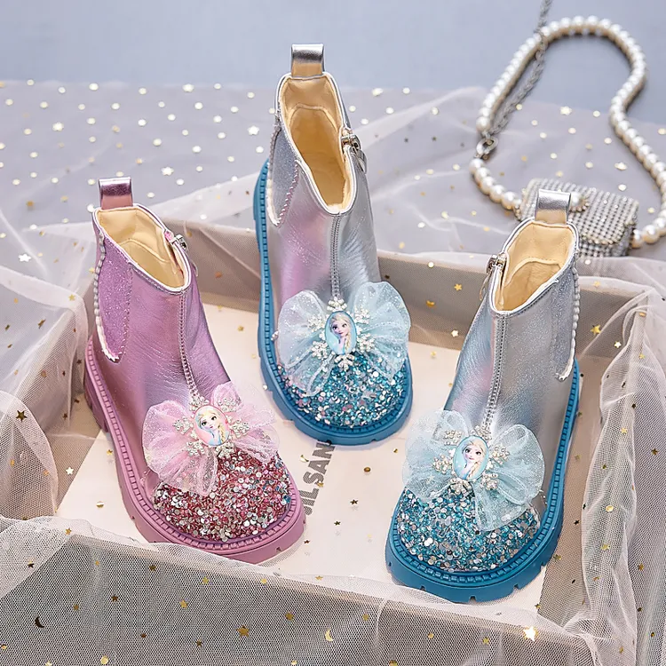 女童靴子新款公主短靴2025冬季新款加绒水晶皮靴马丁靴儿童发光鞋