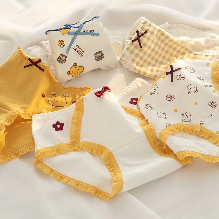 日系小熊蜂蜜软萌可爱卡通少女内裤纯棉裆中腰包臀透气女士三角裤