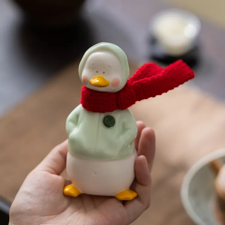 青瓷小鸭子茶宠家居摆件精品可爱萌宠小吉鸭客厅装饰工艺品小茶玩