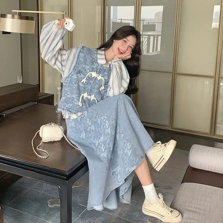 新中式国风牛仔套装女2025春秋新款条纹衬衫提花马甲半身裙三件套
