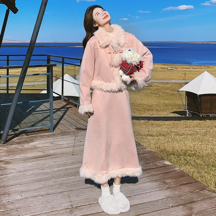 粉色小香风麂皮绒套装女2025年秋冬新款韩系休闲减龄半身裙两件套