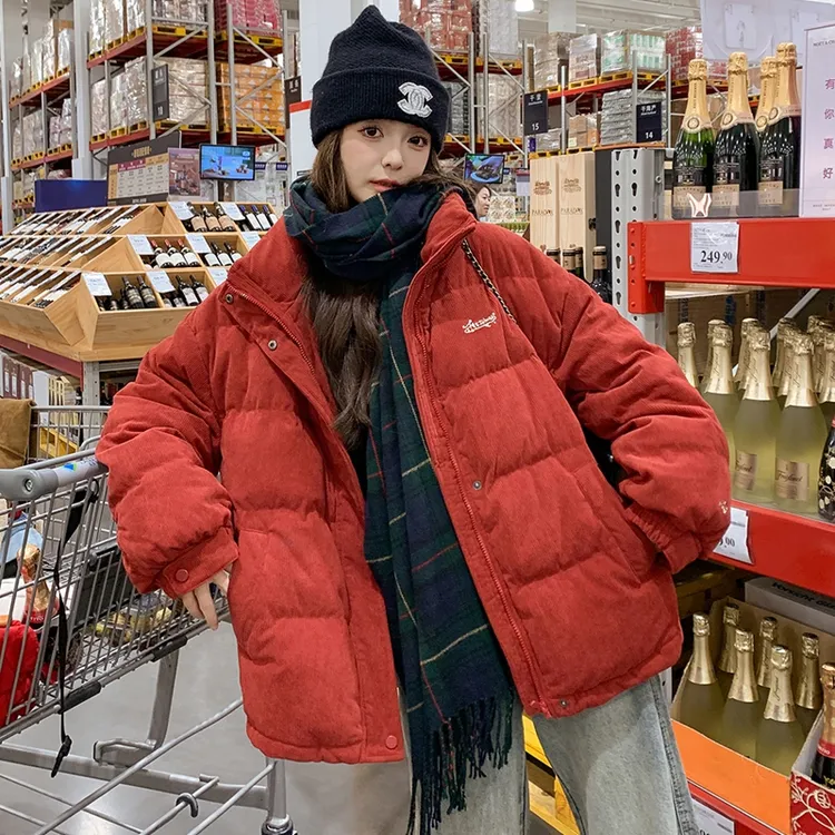 红色灯芯绒立领羽绒服女2025冬季新款学院风白鸭绒加厚面包服外套