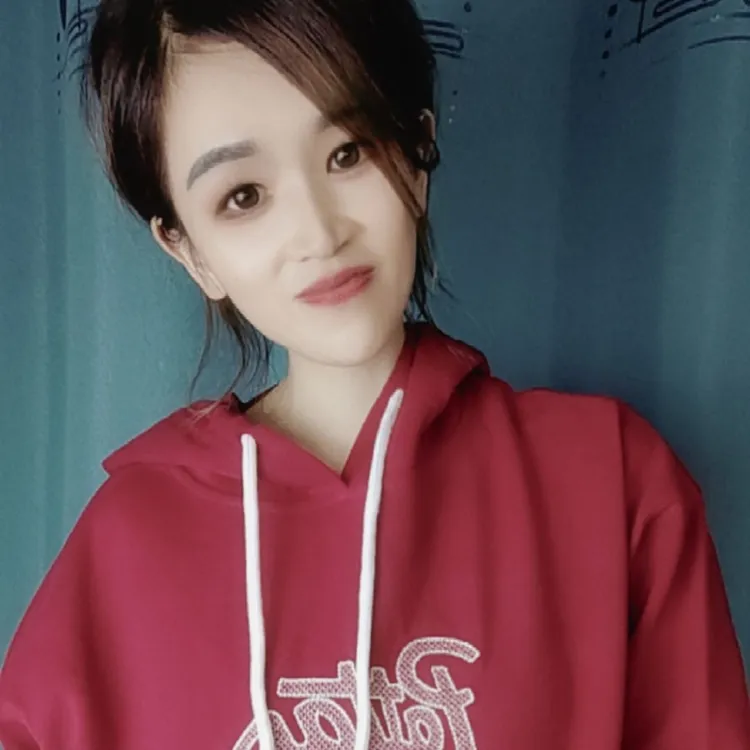 带帽子衫的卫衣，休闲又时尚百搭款的卫衣