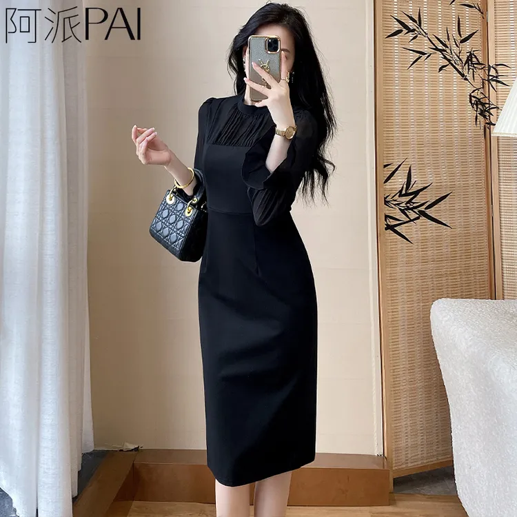 秋装高级感法式修身连衣裙轻奢女装气质收腰显瘦中长款包臀小黑裙