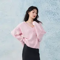 至漫ZHIMAN【雪夜】彩点纱落肩袖V领花纱套头针织衫毛衣