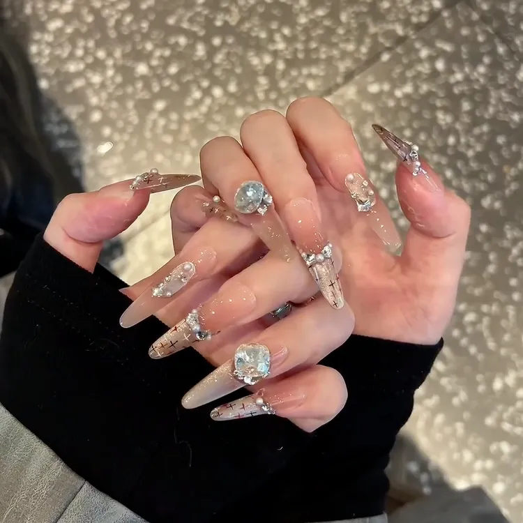 冰透小香风细闪渐变猫眼珍珠堆钻法式方钻可拆卸甲片穿戴甲美甲