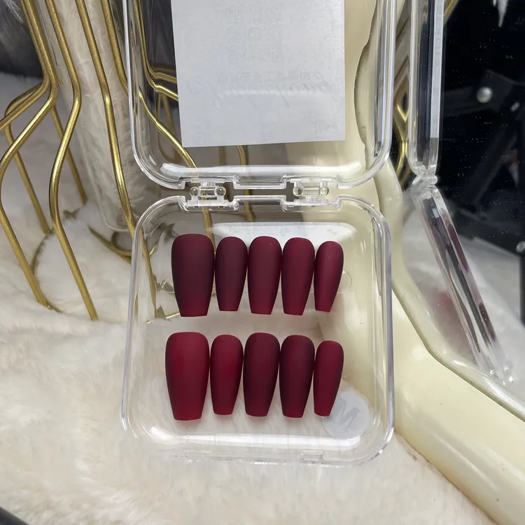 B07牛血红磨砂款简约高级显白款纯手工穿戴甲