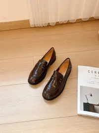 【王小姐】四缝线 简约百搭乐福鞋 女