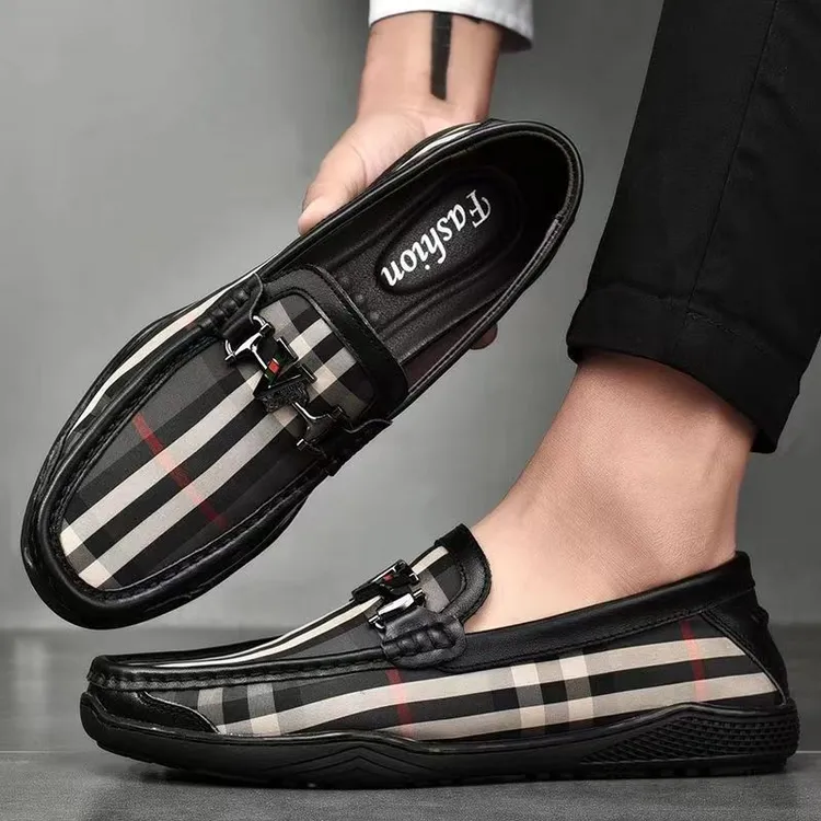 格子男鞋超轻休闲休闲鞋老北京布鞋男士懒人鞋夏季百搭潮流皮鞋