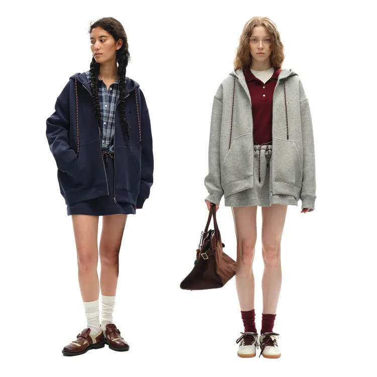 1747云朵空气层_MIU系减龄运动时髦特殊帽绳连帽廓形卫衣短裙套装