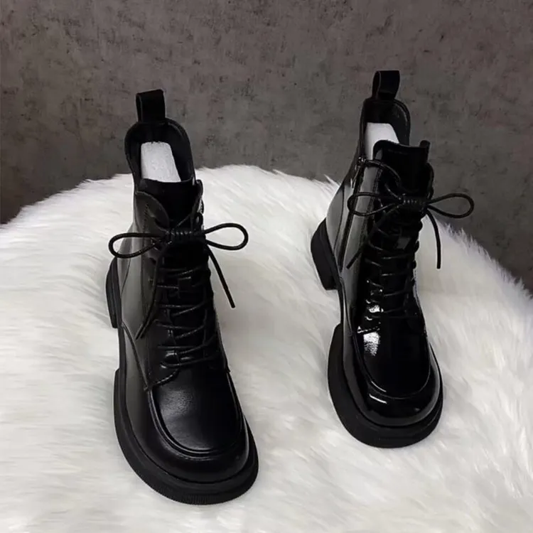 蜻蜓牌春秋马丁靴女厚底短靴女新款软底单靴韩版英伦风短靴子30岁