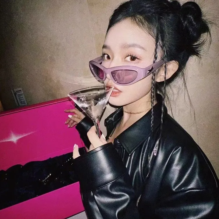 y2k千禧朋克风墨镜女高级感个性酷拍照欧美太阳眼镜2023新款复古