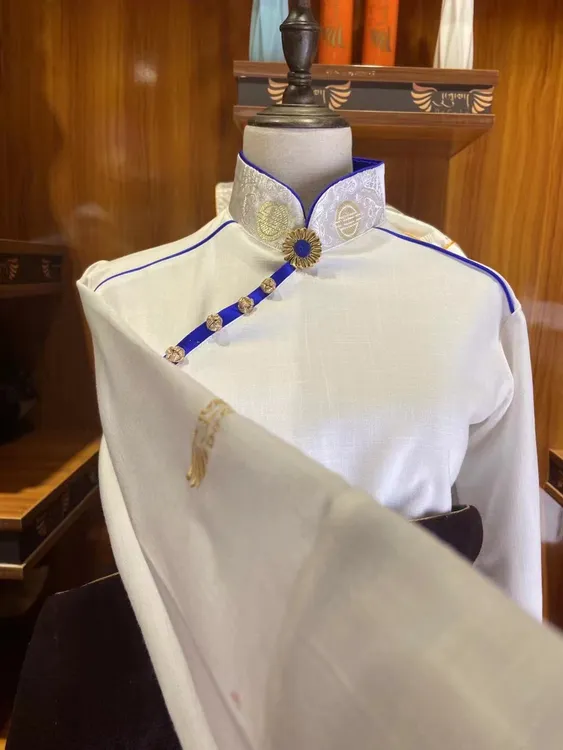 （德戛纳）纽扣花朵衬衫