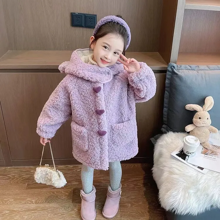 女宝宝秋冬款甜美卡通加绒加厚连帽毛毛衣外套中长款女童洋气上衣