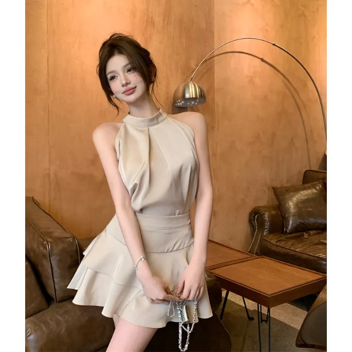 小个子气质两件套女夏无袖挂脖背心上衣荷叶边半身裙高腰蛋糕短裙