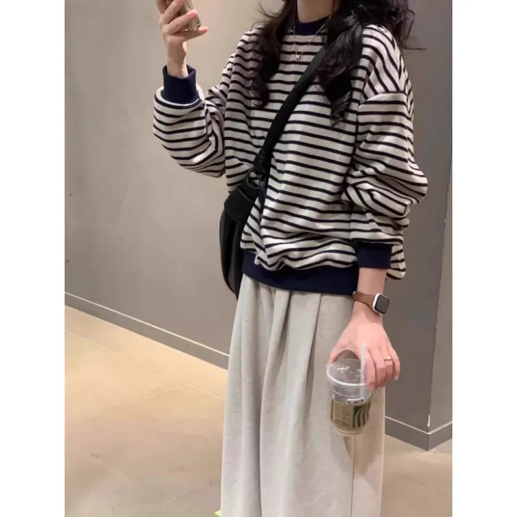 复古条纹圆领卫衣女春秋2024新款爆款大码宽松设计感休闲外套上衣
