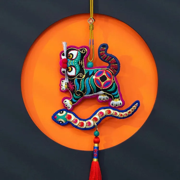 王的手创 虎踩五毒刺绣手工diy材料包立体双面自绣高端平安符荷包