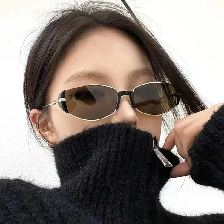 复古摩登茶色小棕镜高级感个性太阳镜时尚小框防紫外线太阳墨镜潮
