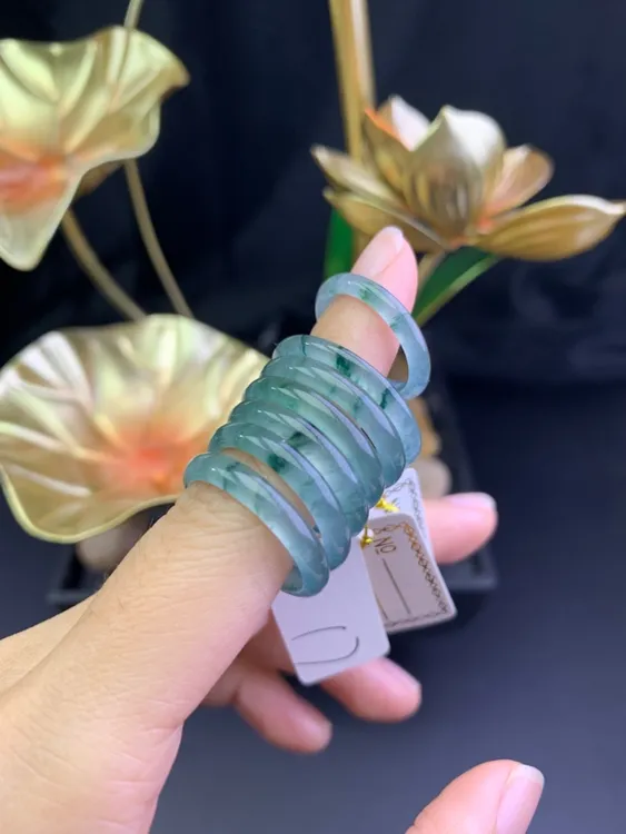 天然A货翡翠高冰蓝钢带飘花冰种小众女款时尚绿色气质戒指情侣
